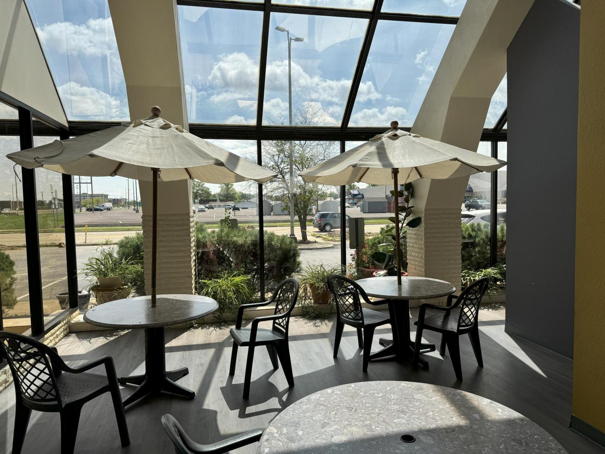 Sycamore Suites Elyria Exterior foto